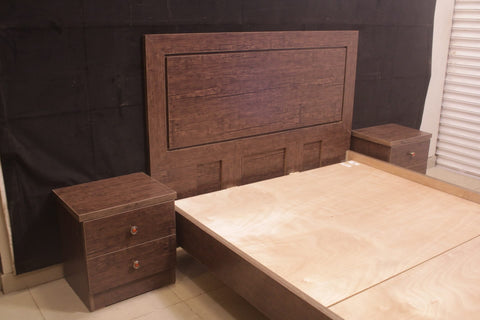 TGSC Queen Size Bed With 2 Side Table
