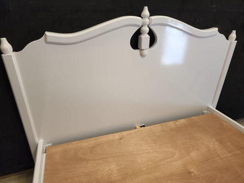 Queen Size Bed (Subject To Price Change)