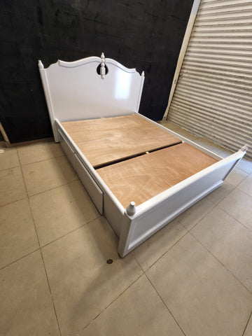 Queen Size Bed (Subject To Price Change)