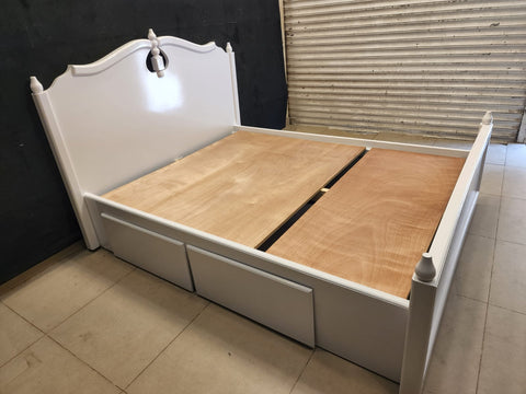 Queen Size Bed (Subject To Price Change)